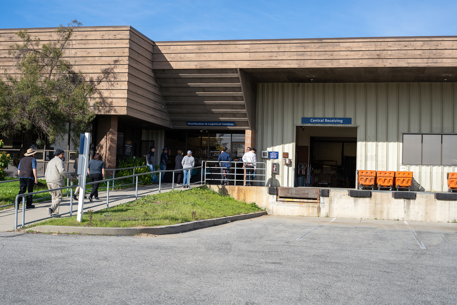 Distribution and Logistical Services buildling
