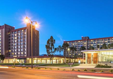 Santa Catalina Residence Hall Photo by Bruce Damonte