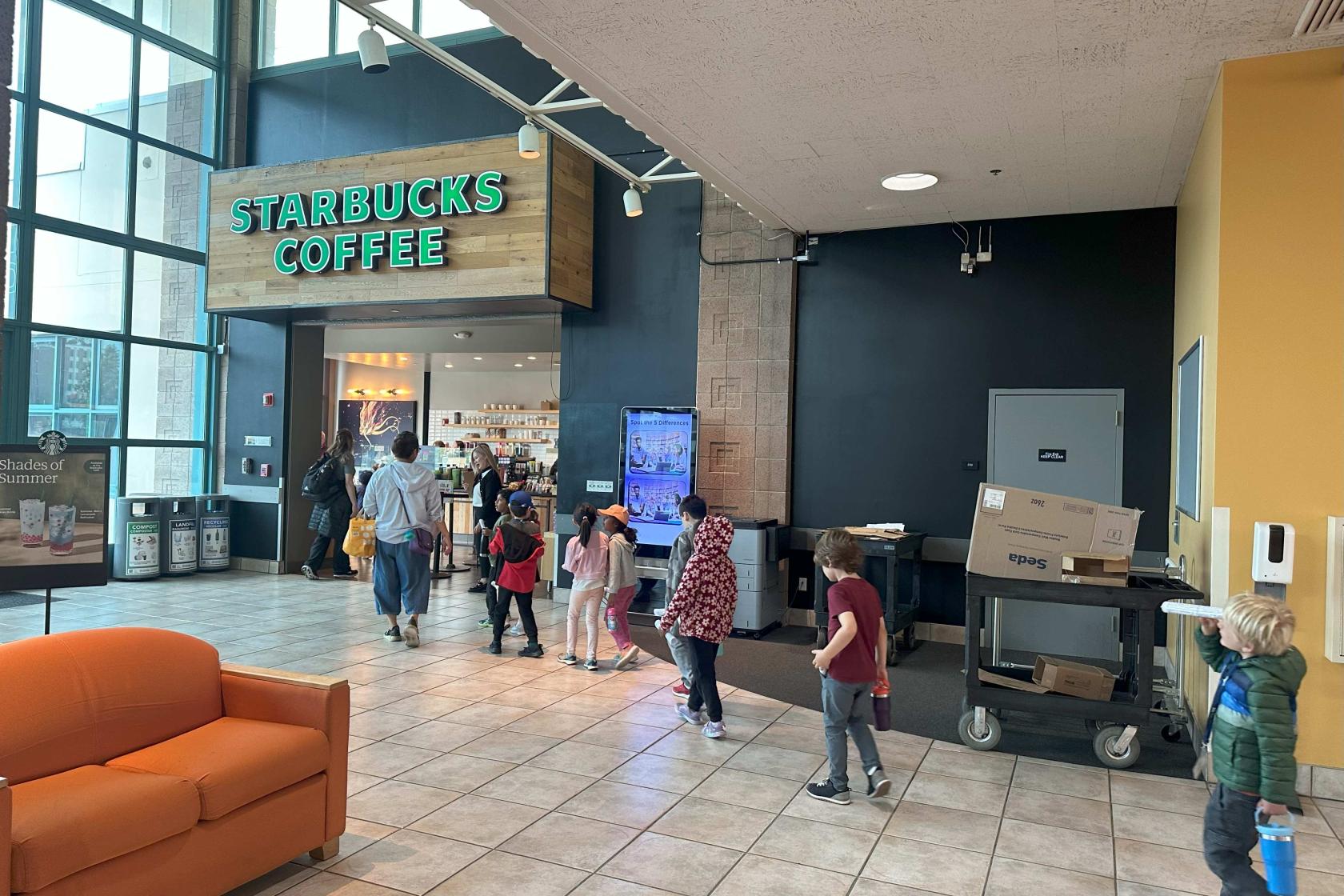 Elementary students visiting Starbucks